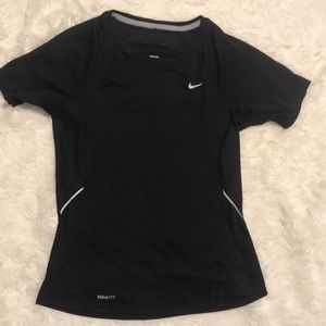 Nike Fit Dry Top